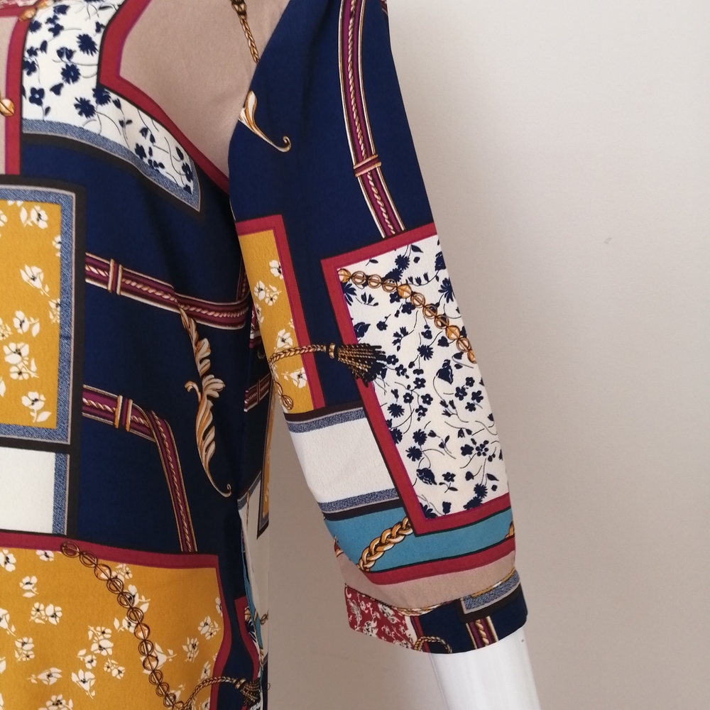 Chic Patchwork Mini Dress in Multicolor - Picture 4 of 6